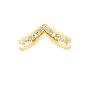 This 14k yellow gold diamond ring features 23 round brilliant cut d...