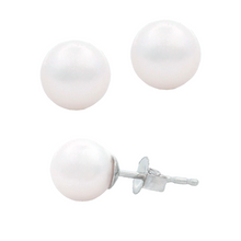 14k white gold 6.5-7mm pearl stud earrings.
