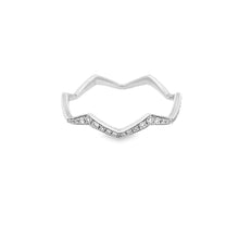 14k White Gold Diamond Zig Zag Ring. Diamonds total approx. .13ct. 