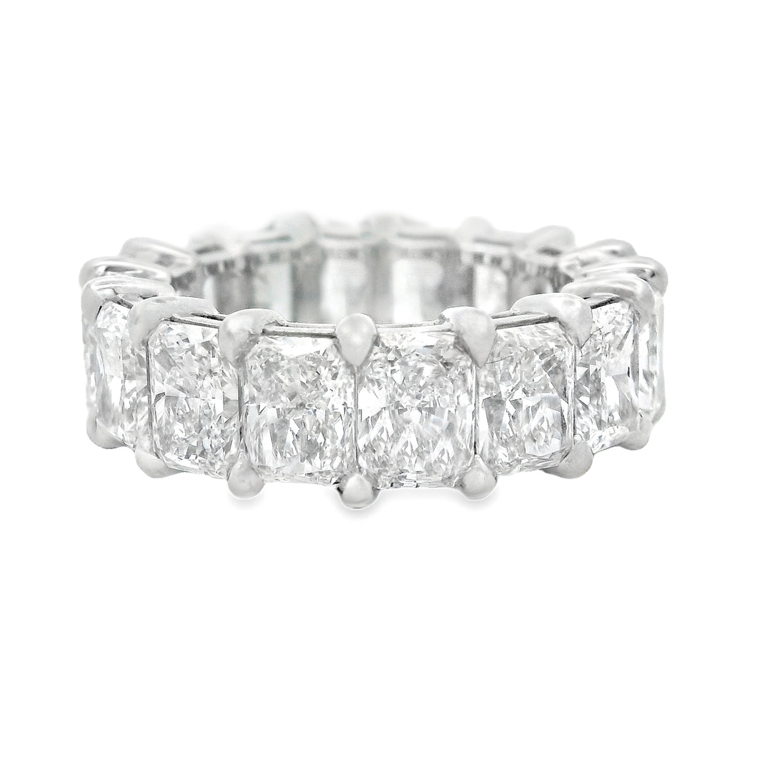 This gorgeous platinum diamond eternity band features 16 radiant cu...