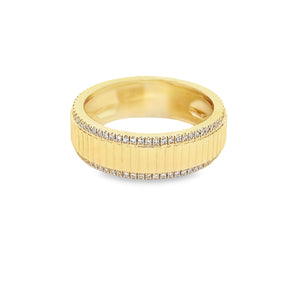 This 14k yellow gold diamond ring features pave-set diamonds totali...