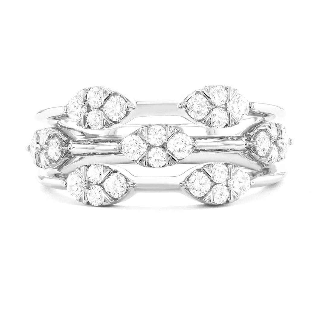 This gorgeous 18k white gold ring features 3 rows of round brillian...