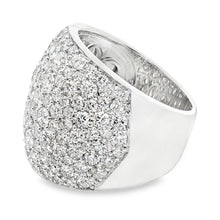 5.89ct 18k White Gold Wide Diamond Ring