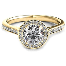 Round Diamond Halo Diamond Engagement Ring