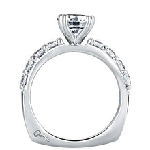 A.Jaffe Prong Set Round Brilliant Cut Diamond Engagement Ring