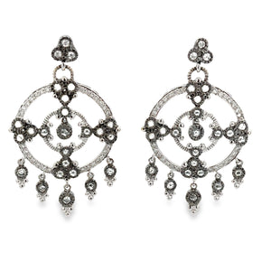 18k white gold earrings with black rhodium and 106 diamonds totalin...