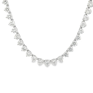 This gorgeous 18k white gold diamond necklace features 179 round br...