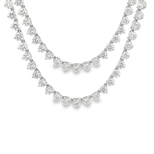 This gorgeous 18k white gold diamond necklace features 179 round br...