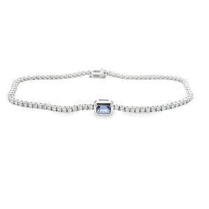 This beautiful 14k white gold bracelet features 87 round brilliant ...