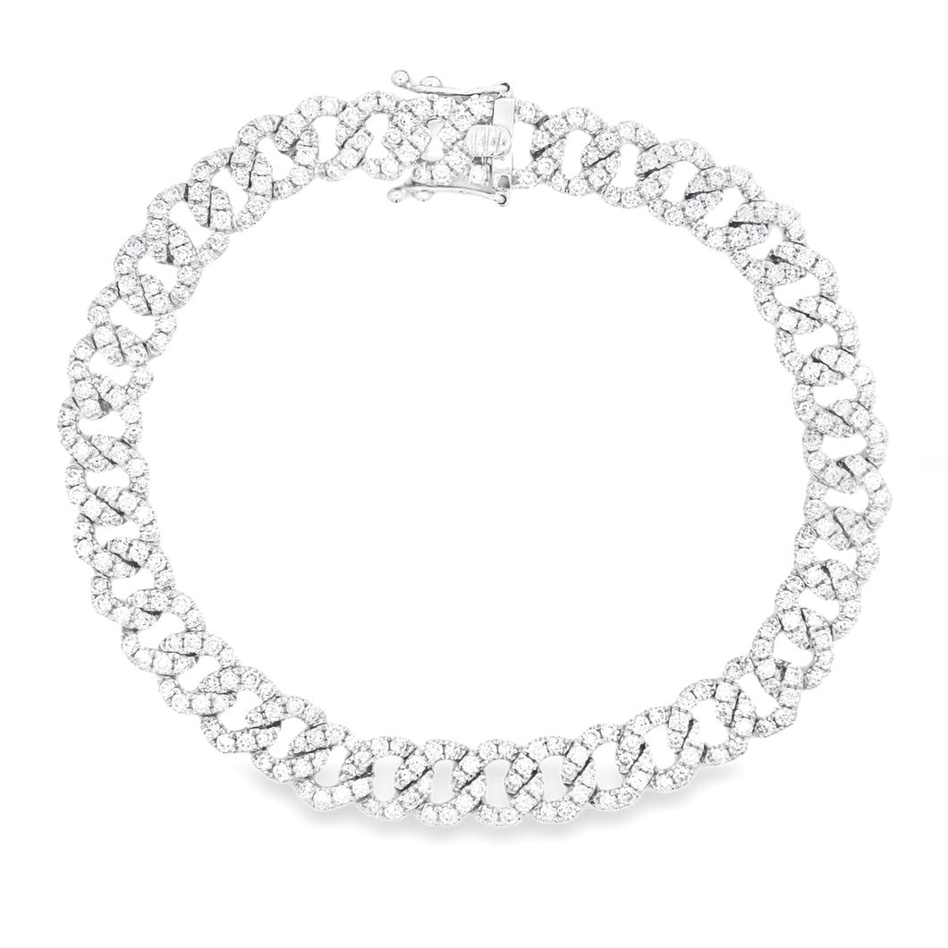 This 14k white gold curb link bracelet features 320 pave-set diamon...