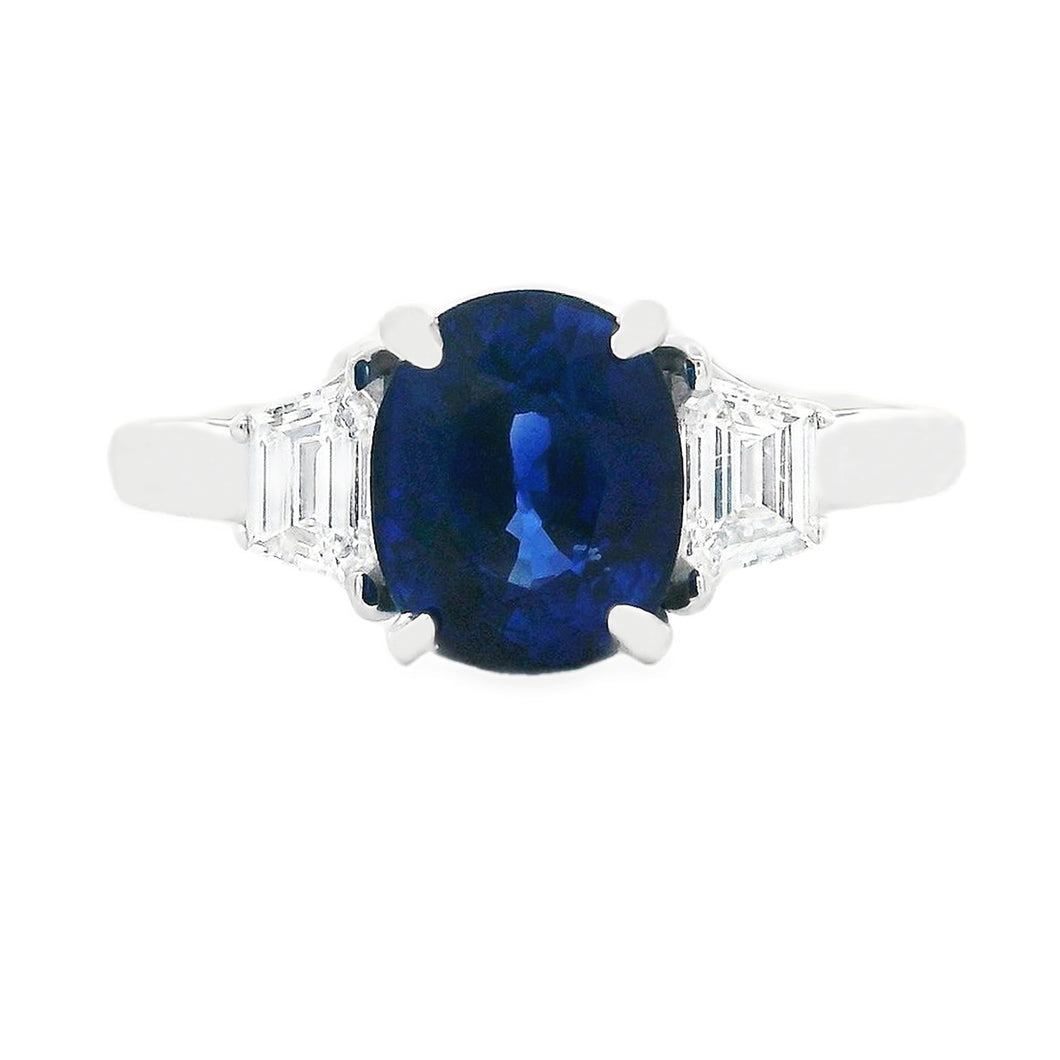 18k White Gold Diamond & Sapphire Ring