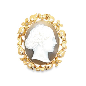 18k yellow gold cameo brooch.