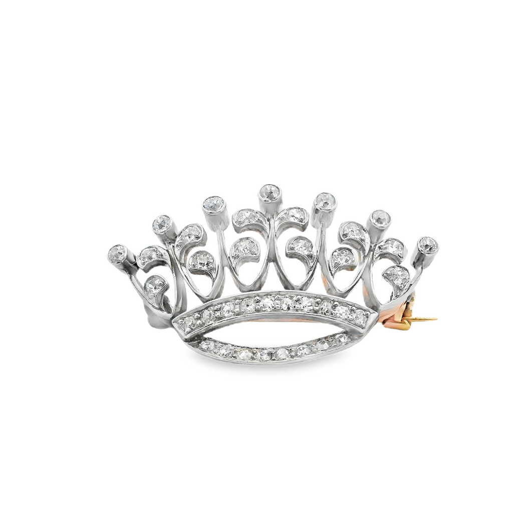Estate piece: 14k white gold diamond brooch
Diamonds: Round brillia...