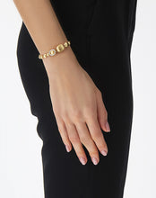 In its accomplished simplicity, this is one of Nanis' most iconic b...
