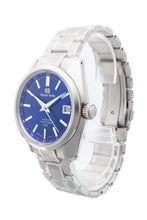 
40mm
Stainless Steel

55 Hour Power Reserve

Sapphire Crystal
Auto...