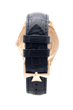 

40mm

18k Rose gold
Sapphire crystal
Automatic movement
Silver ro...