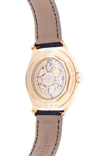 

40mm

18k Rose gold
Sapphire crystal
Automatic movement
Silver ro...