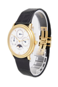 
36mm

18k Yellow Gold

Automatic movement

Perpetual Moon phase Ca...