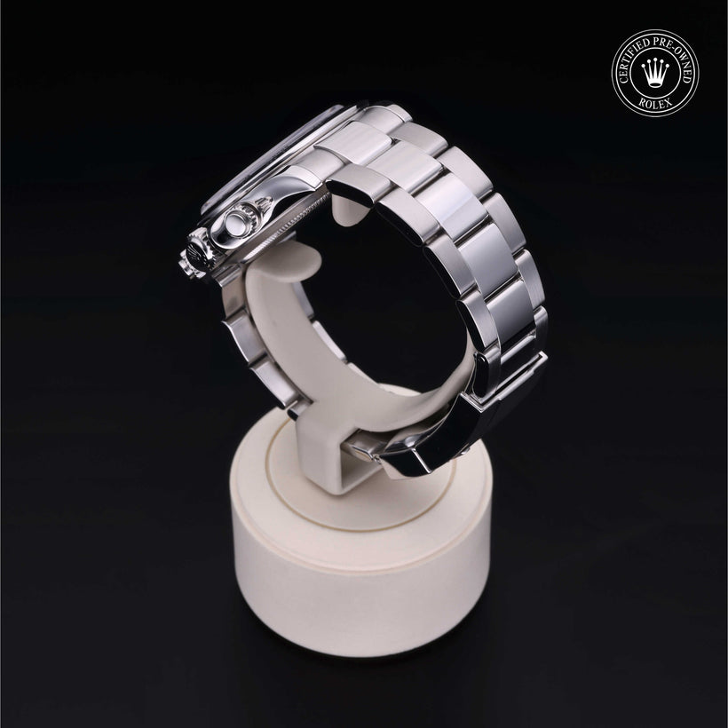 2011, 40 mm, Oystersteel


