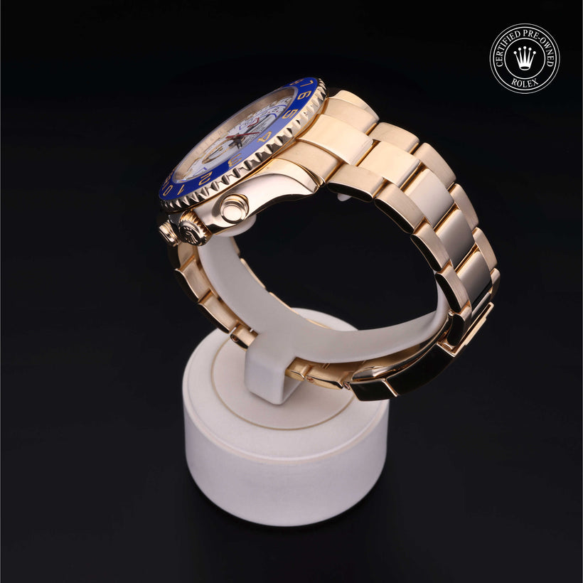 2013, 44 mm, Yellow Gold


