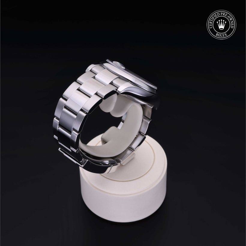 2011, 34 mm, Oystersteel


