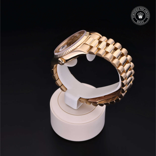 1994, 36mm, Yellow Gold


