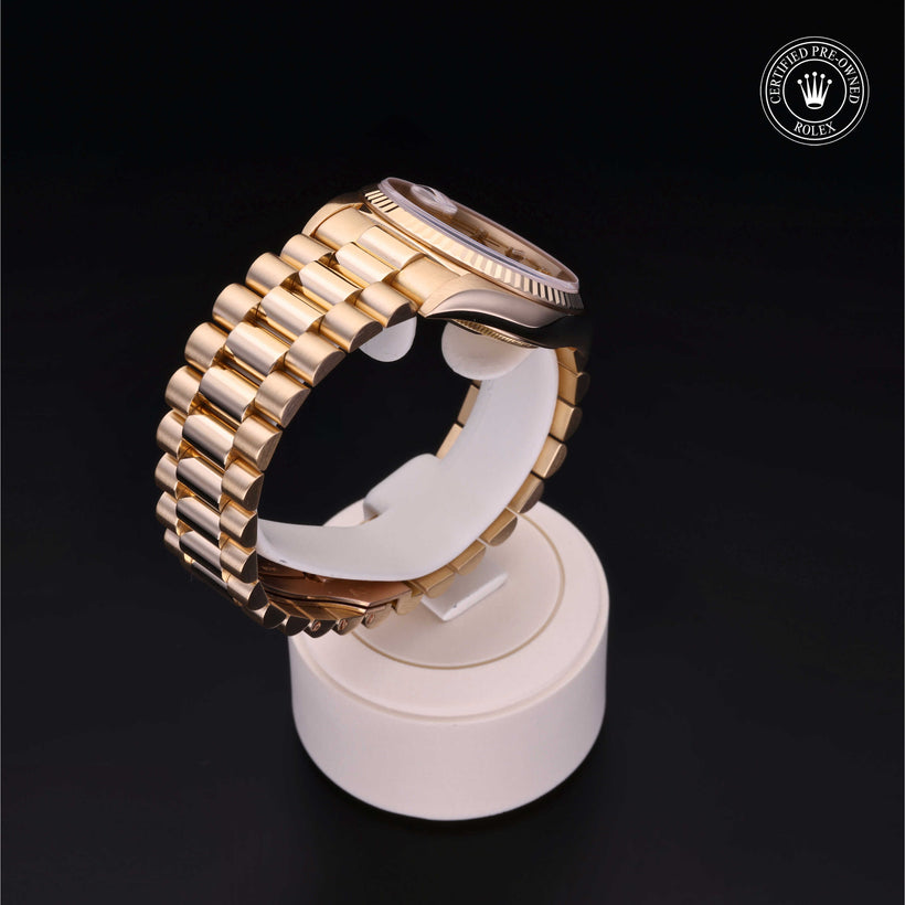 1994, 36mm, Yellow Gold


