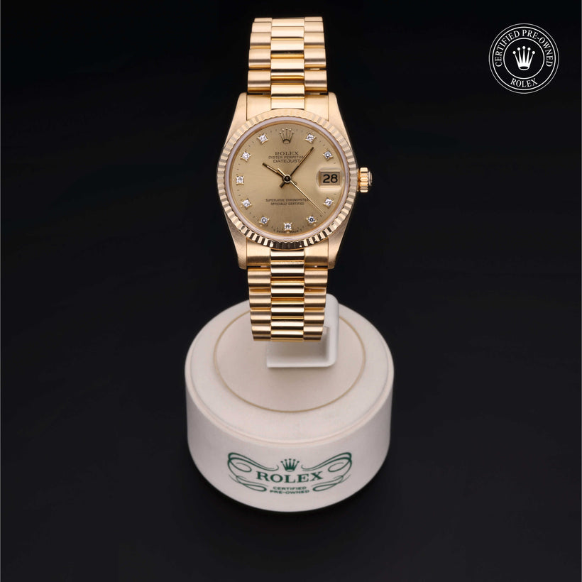 1987, 31 mm, Yellow Gold


