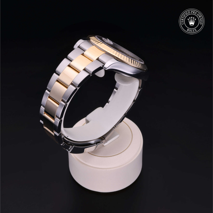 2015, 41 mm, Oystersteel/Yellow Gold



