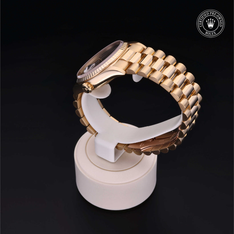 1994, 36mm, Yellow Gold


