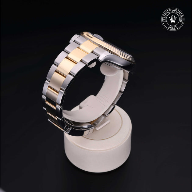 2011, 41 mm, Oystersteel/Yellow Gold



