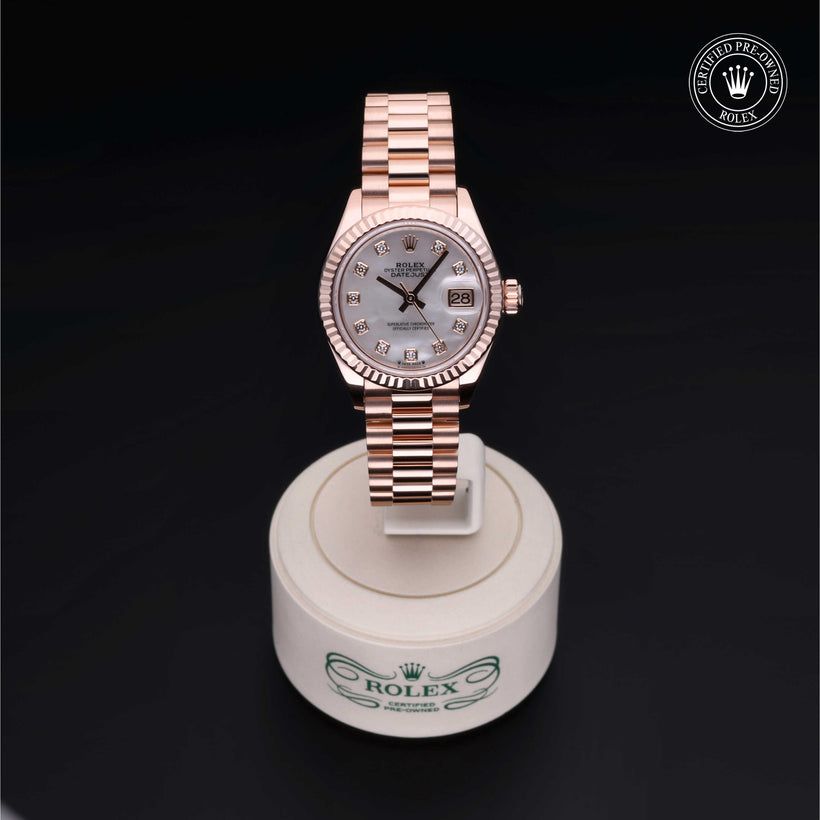 2019, 28 mm, Everose Gold


