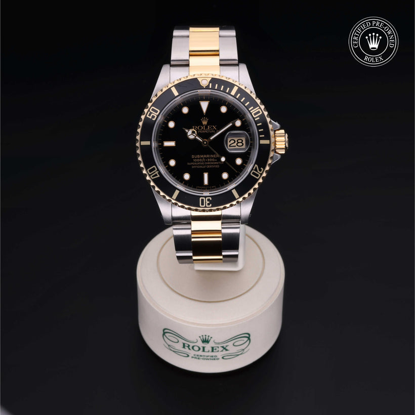 1997, 40 mm, Oystersteel/Yellow Gold


