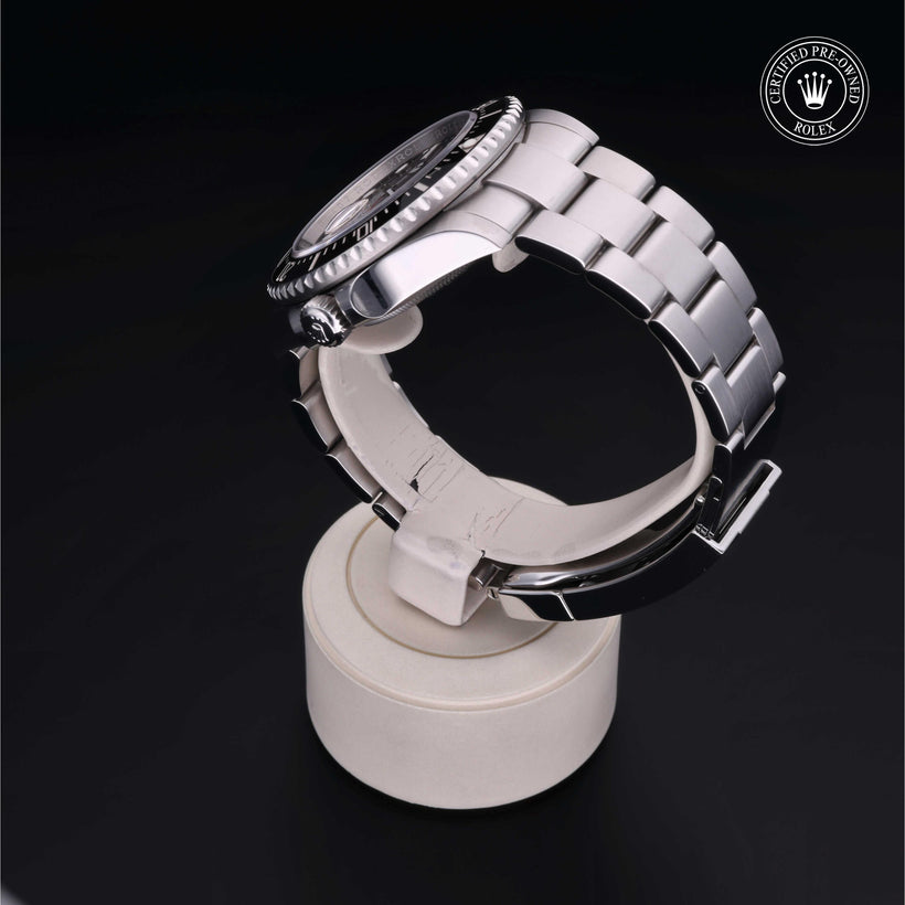 2019, 43 mm, Oystersteel


