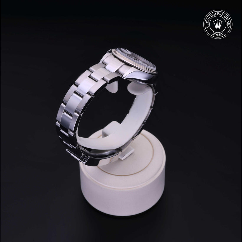 2017, 28mm, Oystersteel/White Gold


