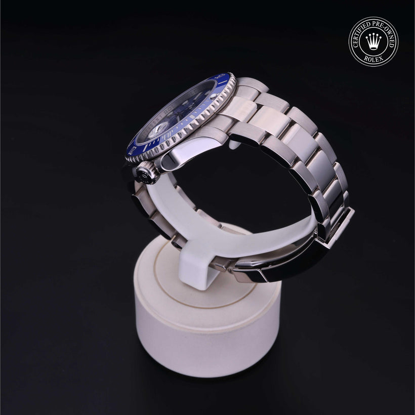 2011, 40 mm, 18k White Gold


