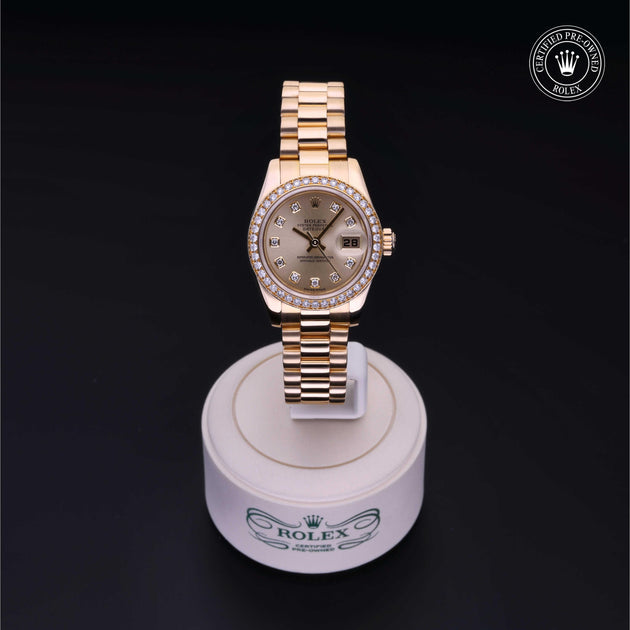 2004, 26 mm, Yellow Gold


