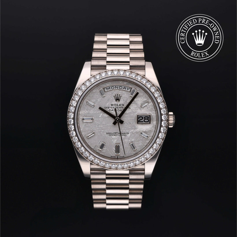 2020, 40 mm, White Gold


