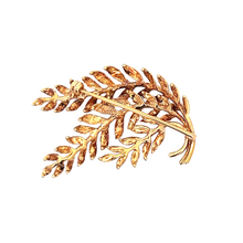 Estate piece: 18k yellow gold Tiffany & Co. leaf brooch
Brooch ...