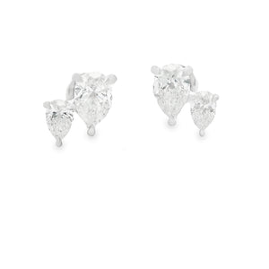 These dainty yet beautiful 18k white gold earrings feature 4 pear s...