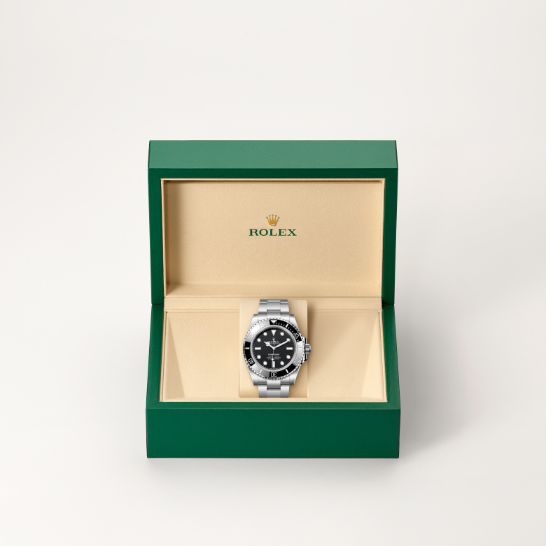 Rolex Submariner in Oystersteel, M124060-0001 | H.L. Gross & Bro