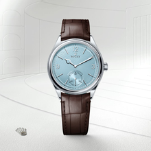 39 mm, platinum, polished finish