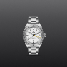 Tudor Black Bay Pro
