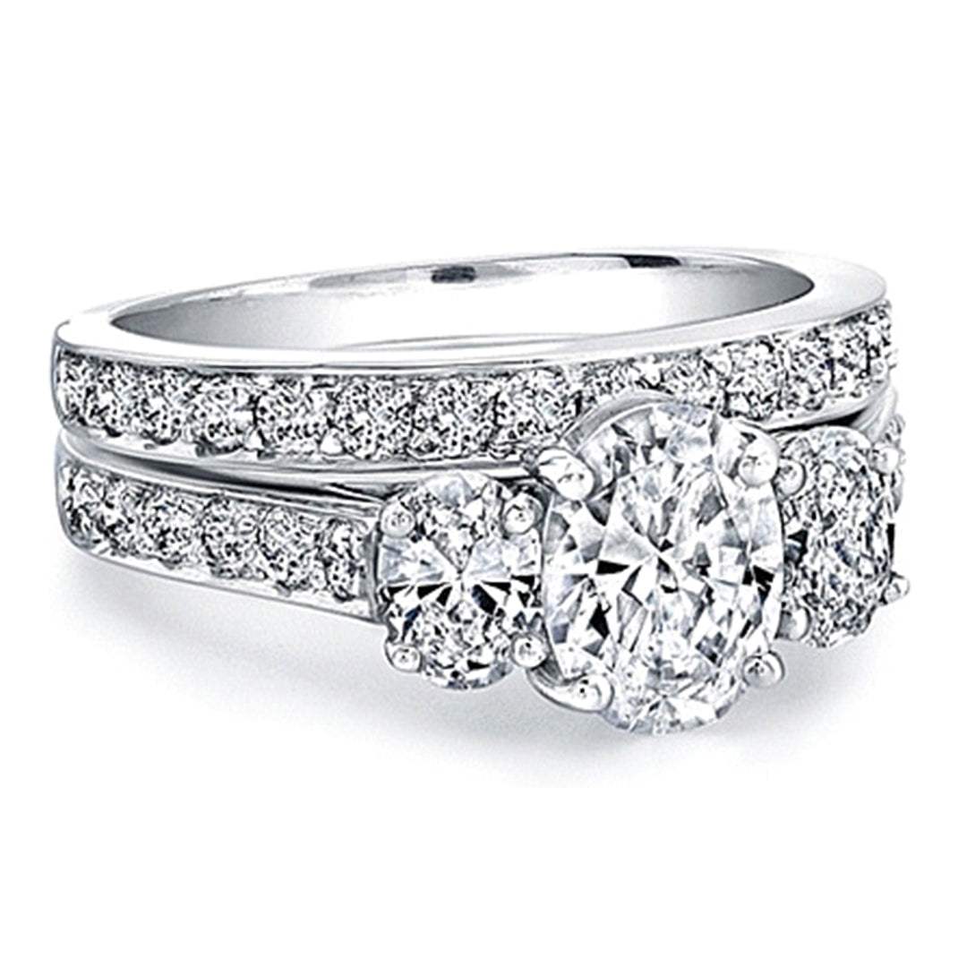 SCS1226B Three Stone Oval Diamond Engagement Ring w/ Pave