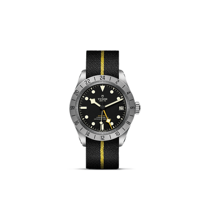 Tudor Black Bay Pro — photo 1 of 5