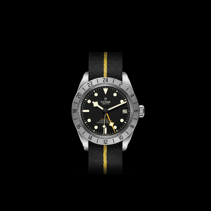 Tudor Black Bay Pro — photo 3 of 5
