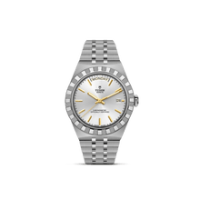 Tudor Royal