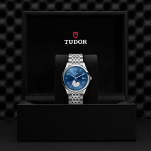 Tudor 1926 Luna
