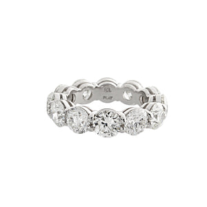 This diamond eternity band features G-H/SI round brilliant cut diam...