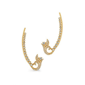 This ear wire features .38cts of round brilliant cut diamonds. Each...
